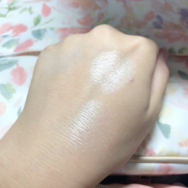 グロウフルールハイライター/キャンメイク/パウダーハイライトを使ったクチコミ（3枚目）