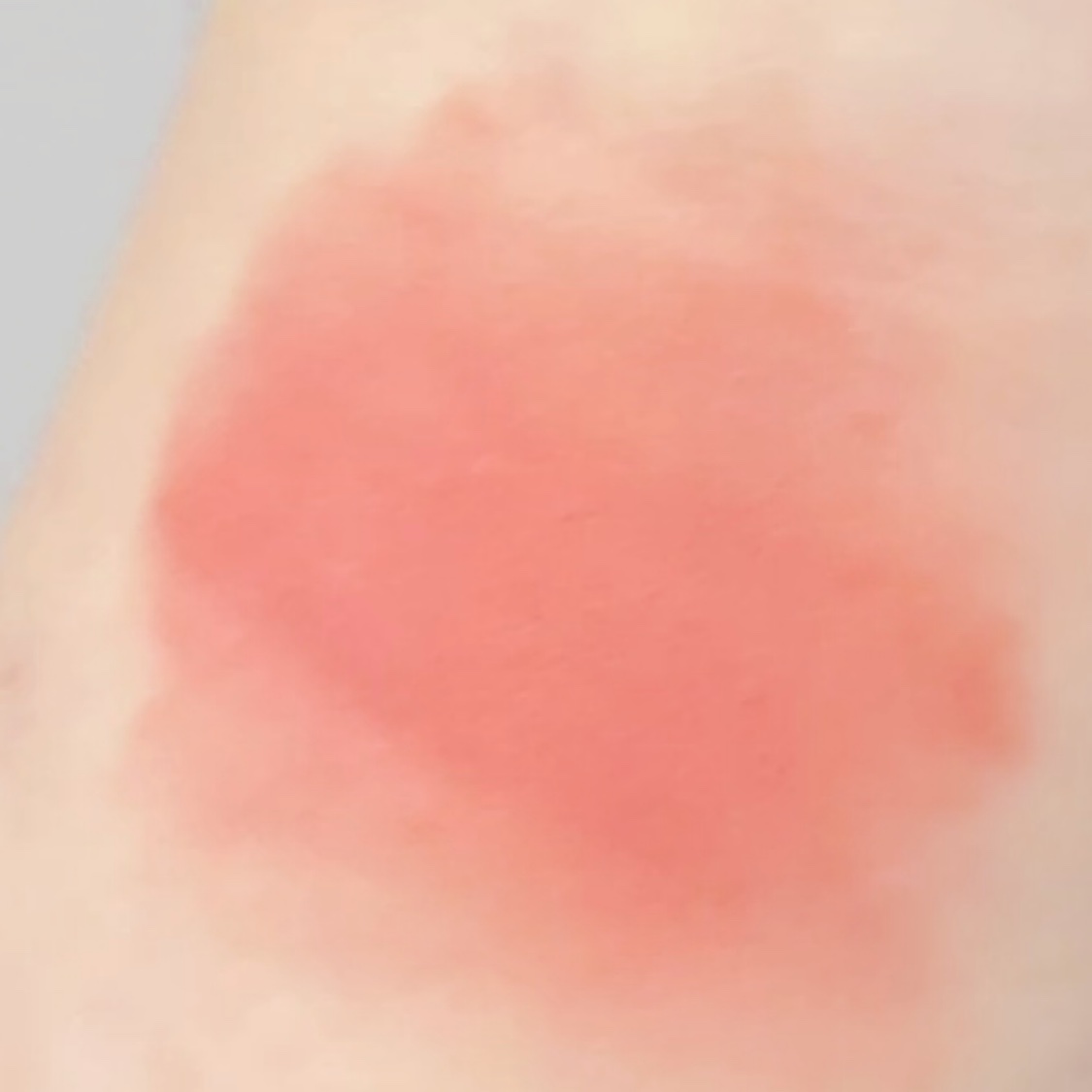 ディオールスキン フォーエヴァー ブラッシュ ソフト フィルター/Dior/チークの動画クチコミ1つ目