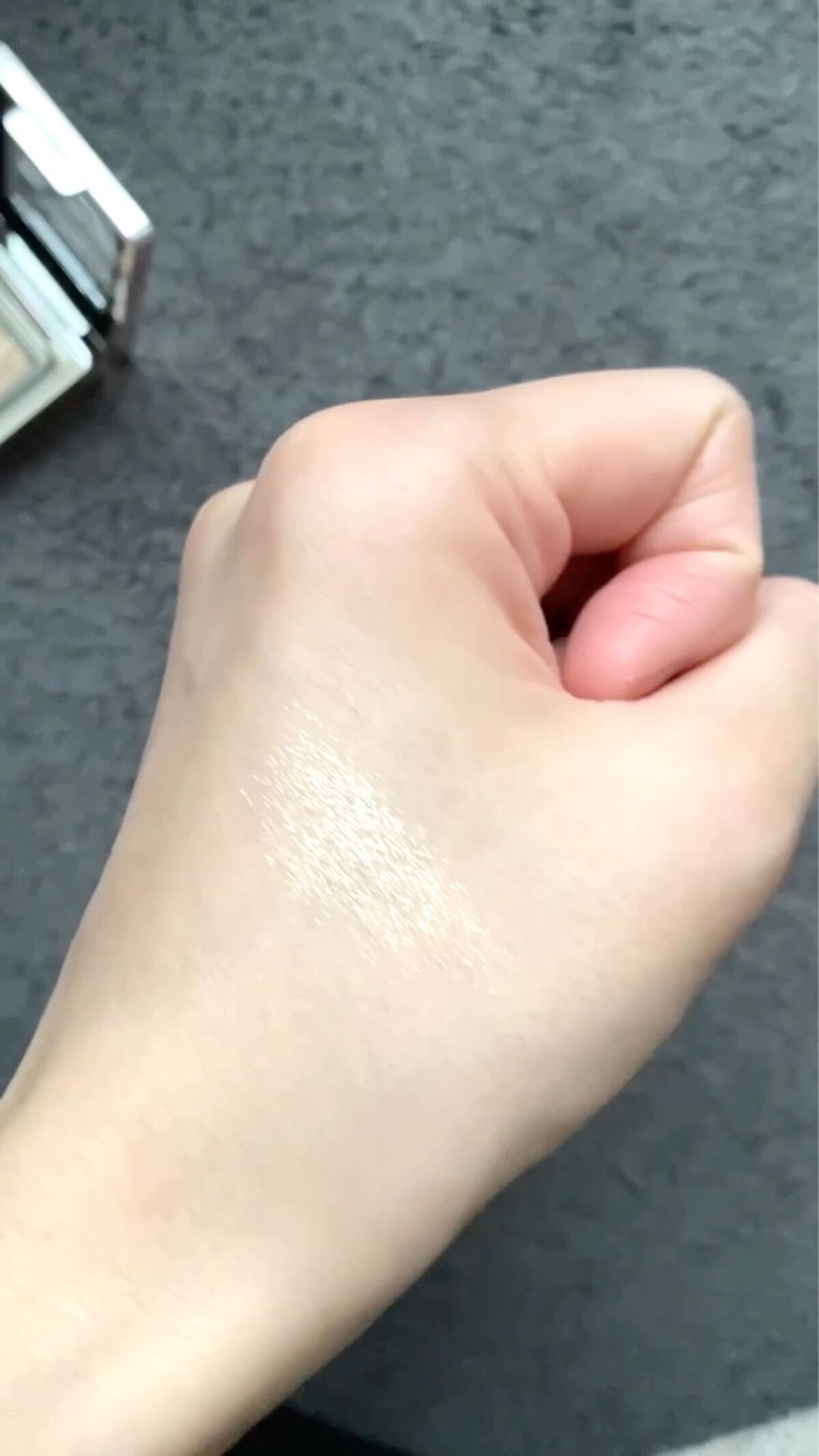 グリッタープリズム シャドウ GOP02 シュガープリズム/MISSHA/グリッターを使ったクチコミ（3枚目）