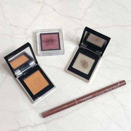 トーン タッチ アイズ/SUQQU/単色アイシャドウの人気ショート動画