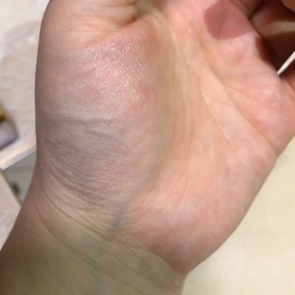 プリズム・リーブル/GIVENCHY/ルースパウダーを使ったクチコミ（2枚目）