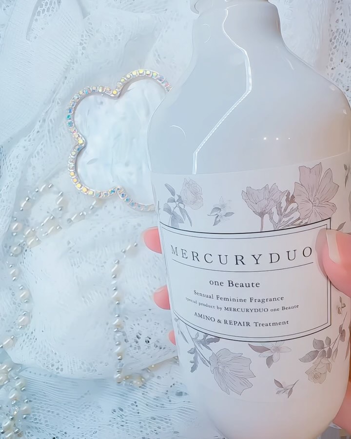 フレグランスシャンプー&ウォータートリートメント スパークリングフローラルの香り/MERCURYDUO/市販シャンプーを使ったクチコミ（2枚目）