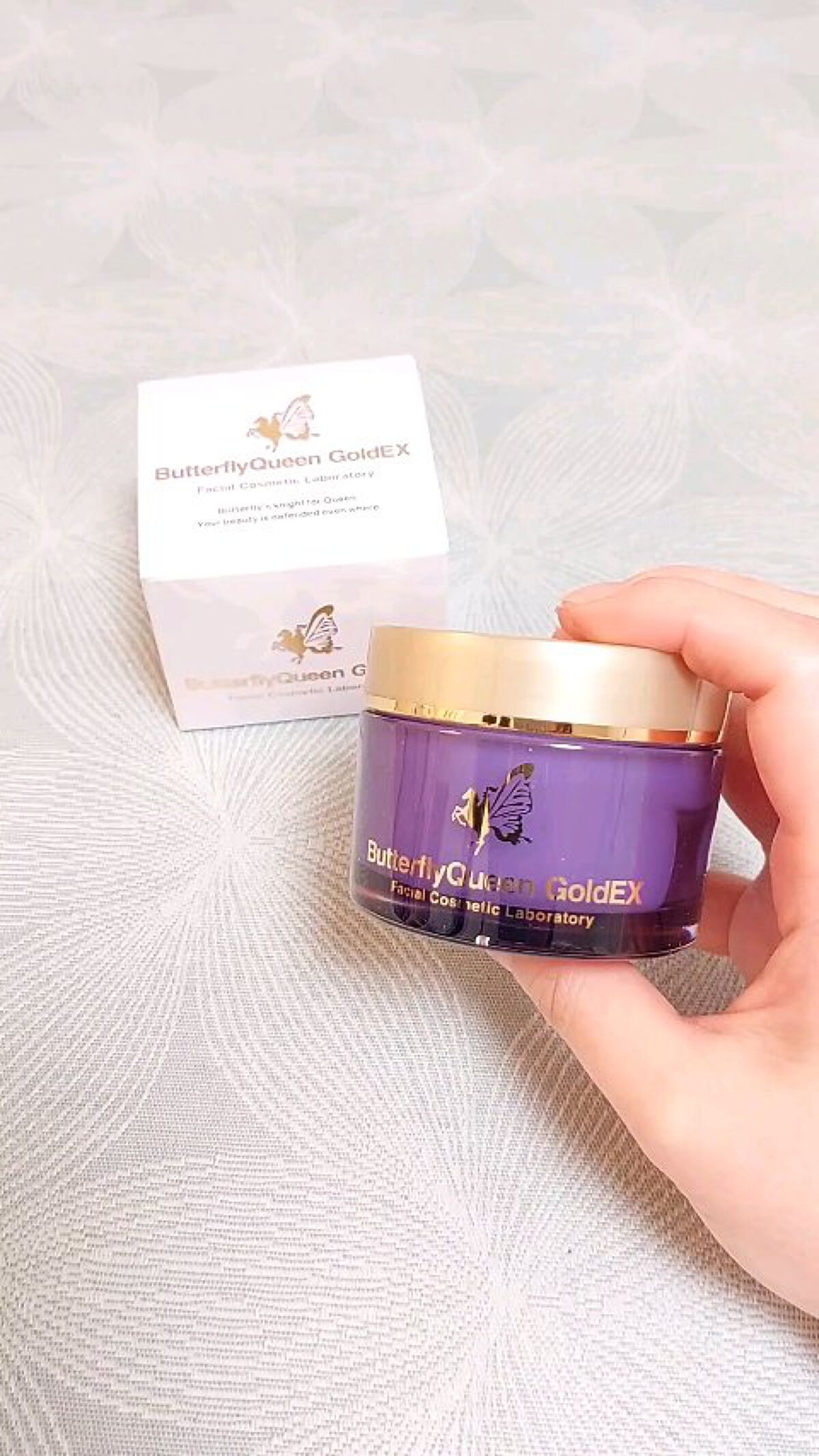 バタフライクイーン ゴールドエクストラ/フェイシャルコスメティック研究所/オールインワン化粧品を使ったクチコミ（1枚目）