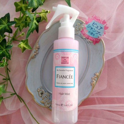 フレグランスヘアミスト ピュアシャンプーの香り/フィアンセ/ヘアミストの人気ショート動画