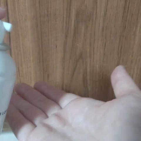 エクソリームローション/NEO COLLECTION/化粧水を使ったクチコミ（2枚目）