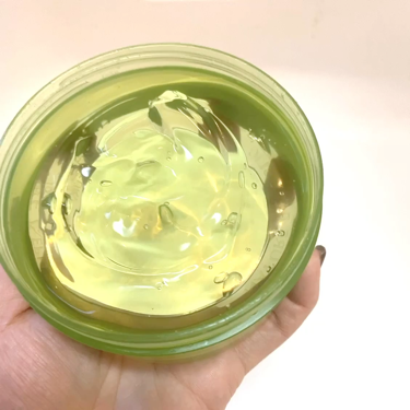 マイルド＆モイスチャーアロエジェル/ネイチャーリパブリック/ボディローションを使ったクチコミ（2枚目）