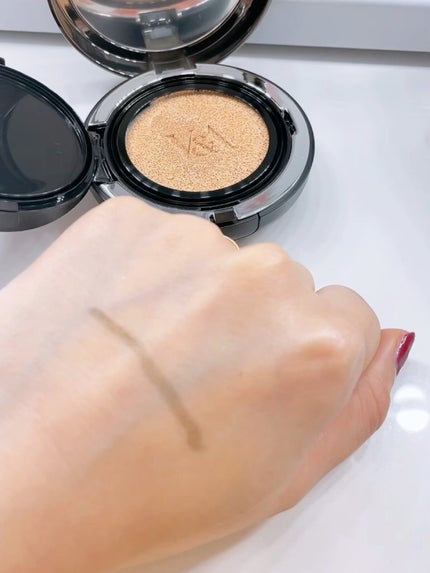 ロングウェアクッションファンデーション/V&Aビューティー/クッションファンデーションの人気ショート動画