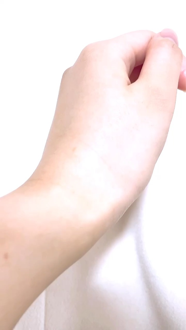 スキンフィット ファンデーション/LionWell（ライオンウェル）/リキッドファンデーションの動画クチコミ1つ目