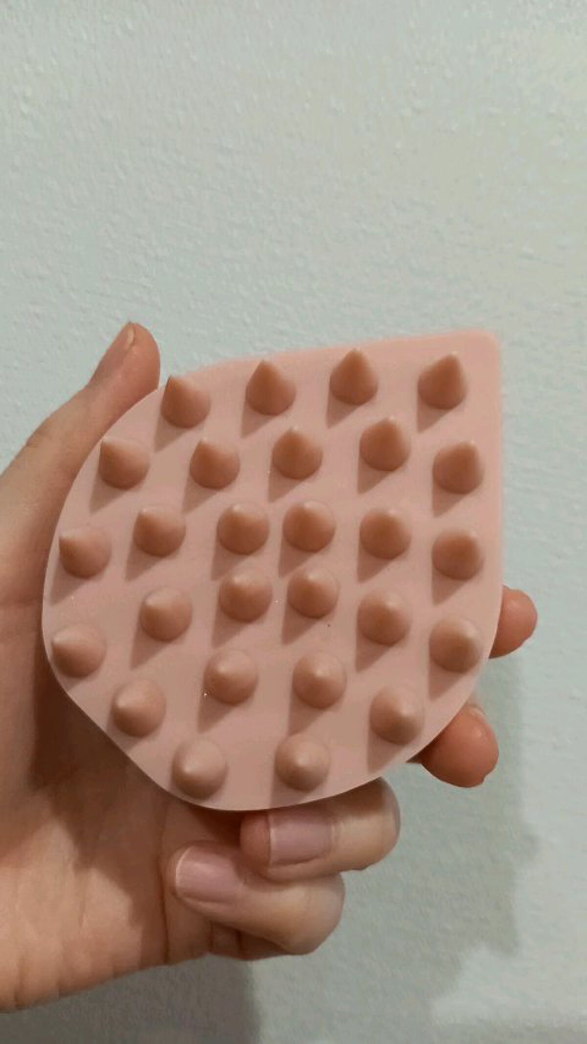 リラクシングマッサージブラシ/エトヴォス/スカルプブラシの動画クチコミ3つ目