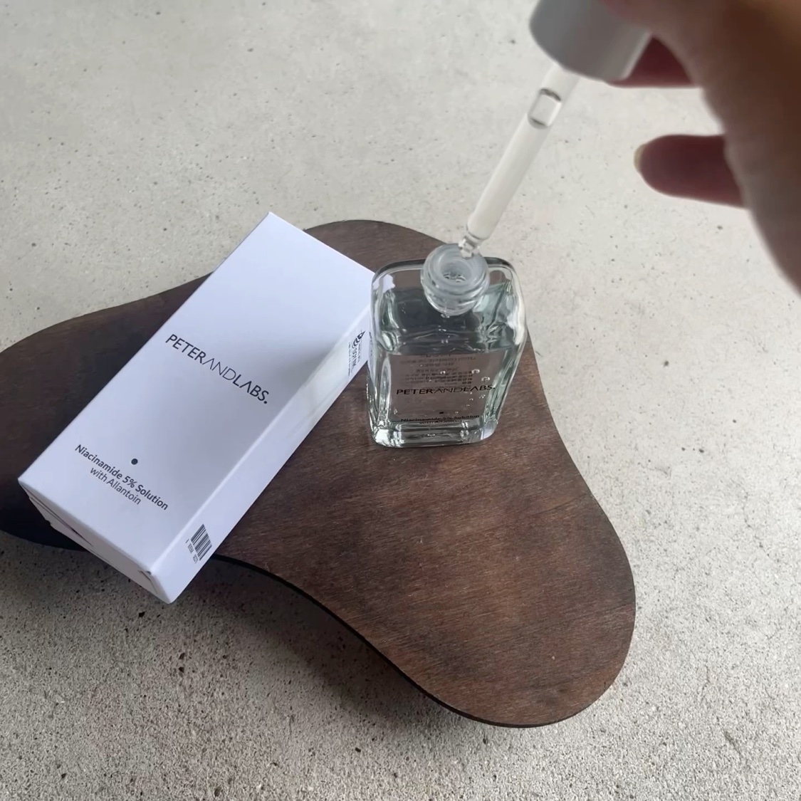 ナイアシンアミド5%ソリューションウィズアラント美容液/PETERANDLABS/美容液を使ったクチコミ（2枚目）
