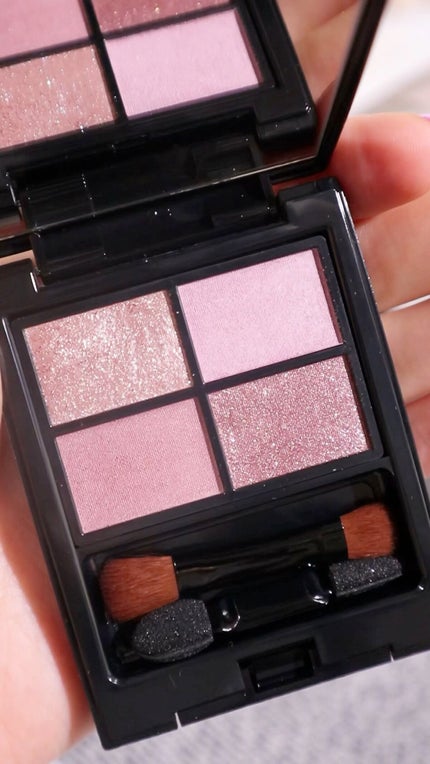 ミネラルクラッシィシャドー/エトヴォス/アイシャドウパレットの人気ショート動画