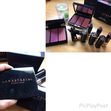 Anastasia beverly hills😍
beautbayで頼んでたものが、無事届きました❤️
かわいい…かわいすぎるっ！！！

チークは3色入りで良さそうと思い、2種類購入。
どちらも使いやす