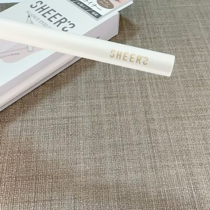 ニュアンスアイライナー/シアーズ/リキッドアイライナーの動画クチコミ1つ目