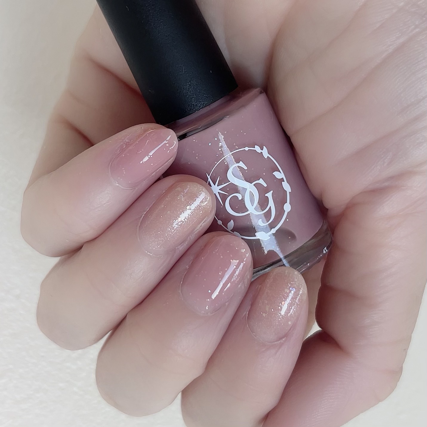 CTMシャイニーガーデンネイル/crayontouch-me/マニキュアを使ったクチコミ（1枚目）