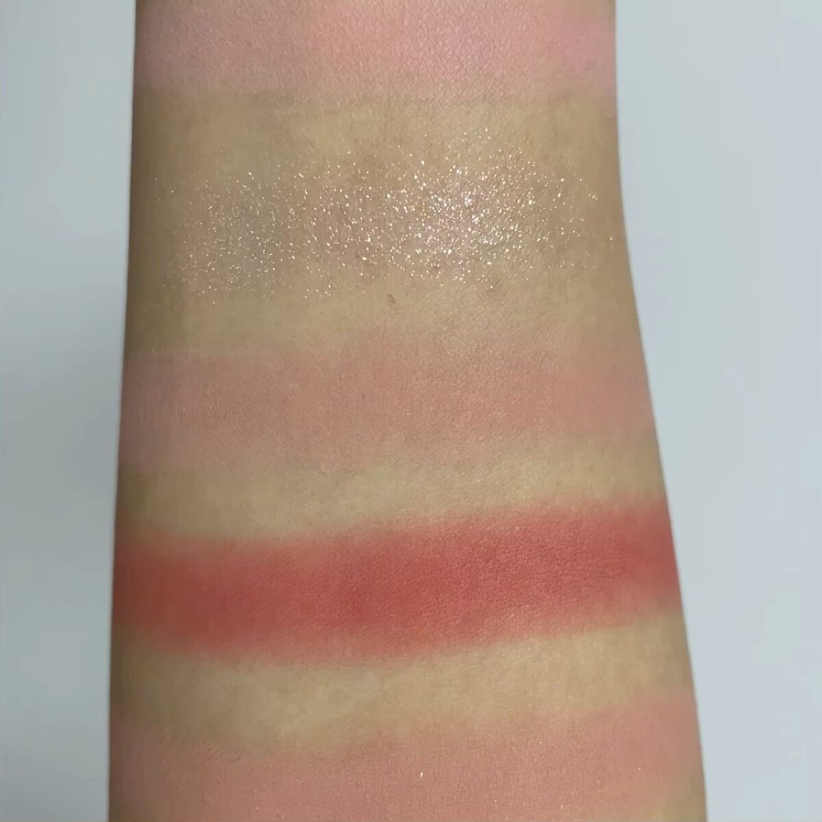 マルチカラーパレット/and:ar/マルチパレットの動画クチコミ1つ目