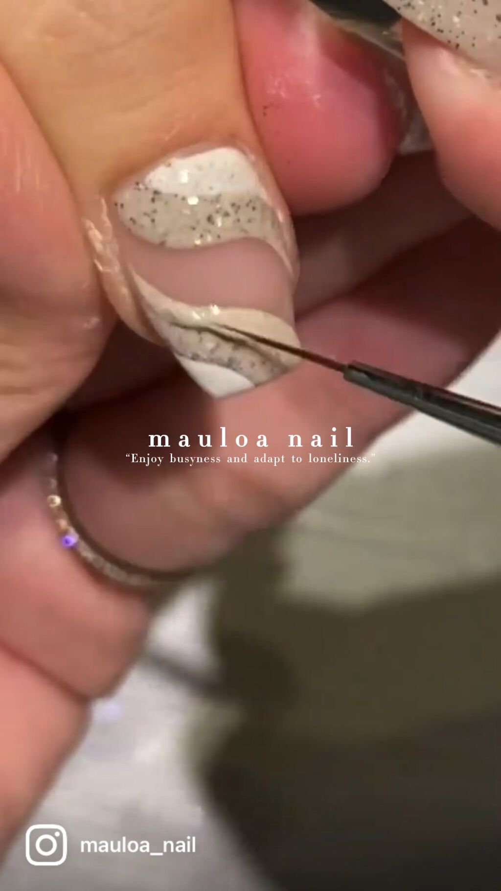 #ネイル,#月ネイル,#アートネイル,#海ネイル,#ミラーアートネイル,#シェルネイル,#夏ネイル,#くねくねネイル,#サマーネイル,#ジュエリーネイル,#ミラーネイル,#手書きアートネイル,#ハートネイル,#太陽ネイル,#天王寺ネイル,#うねうねネイルのネイルデザイン