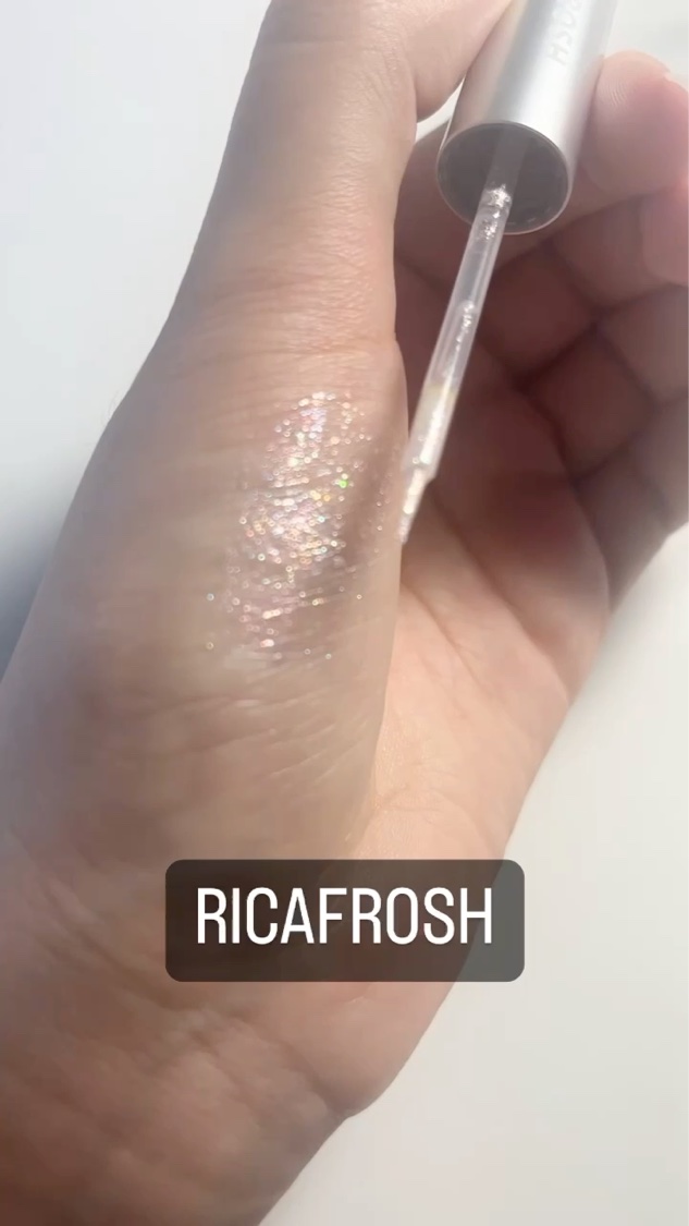 アイビービーグリッター/RICAFROSH/グリッターを使ったクチコミ（3枚目）