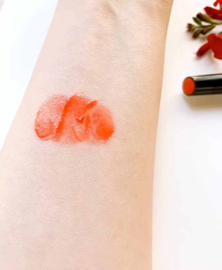 ゲットイットティントグレーズバーム/TONYMOLY/リップティントの動画クチコミ1つ目