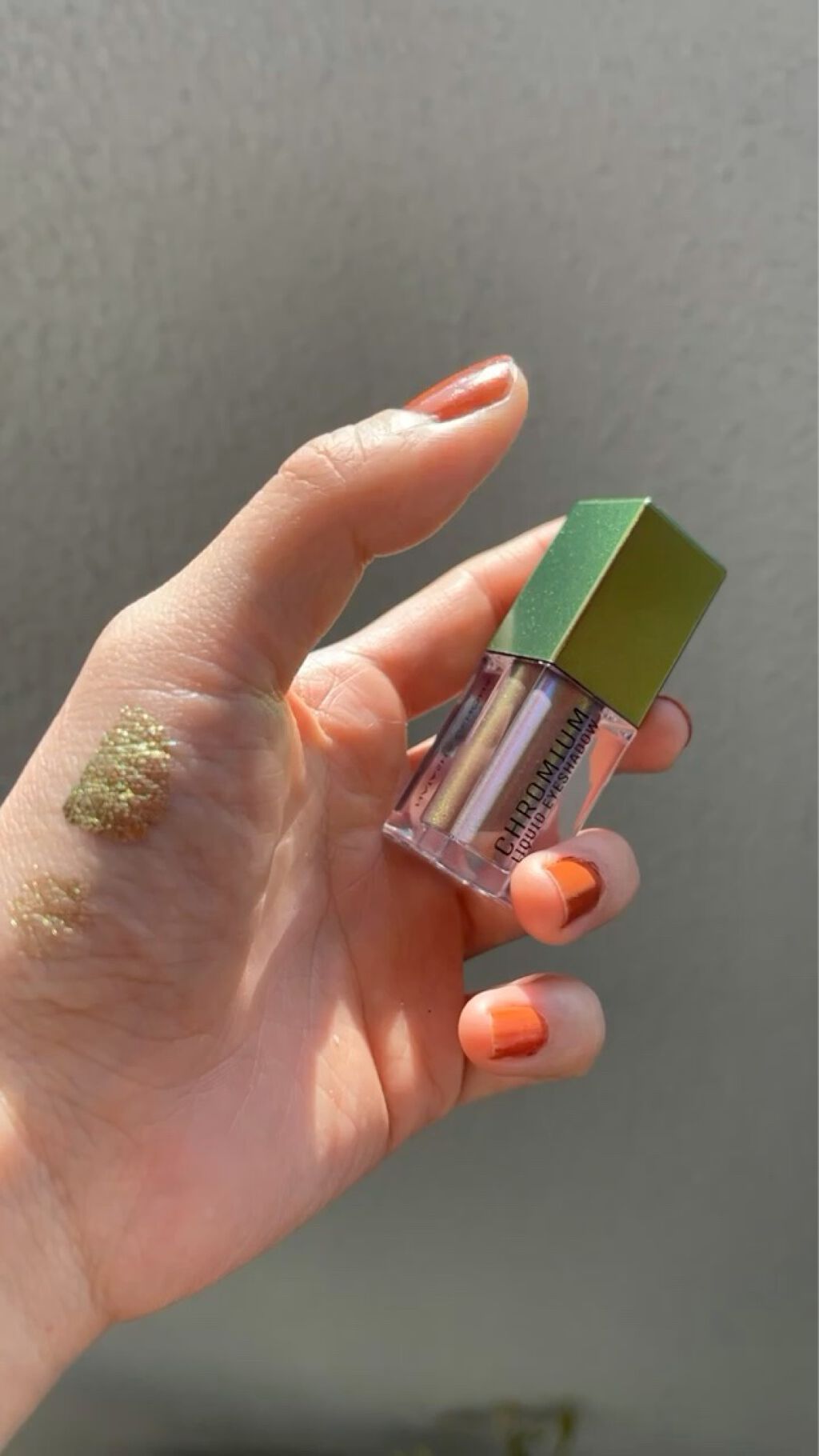  クロム リキッド アイシャドウ/Natasha Denona/リキッドアイシャドウを使ったクチコミ（2枚目）