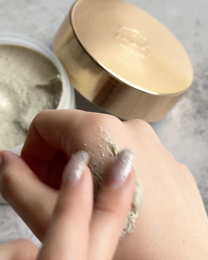 Laline オリーブ＆ババス ボタニカル ボディスクラブのクチコミ「Laline
イスラエル発ライフスタイルブランド
⁡
Olive & Babassuのシリーズ.....」（2枚目）