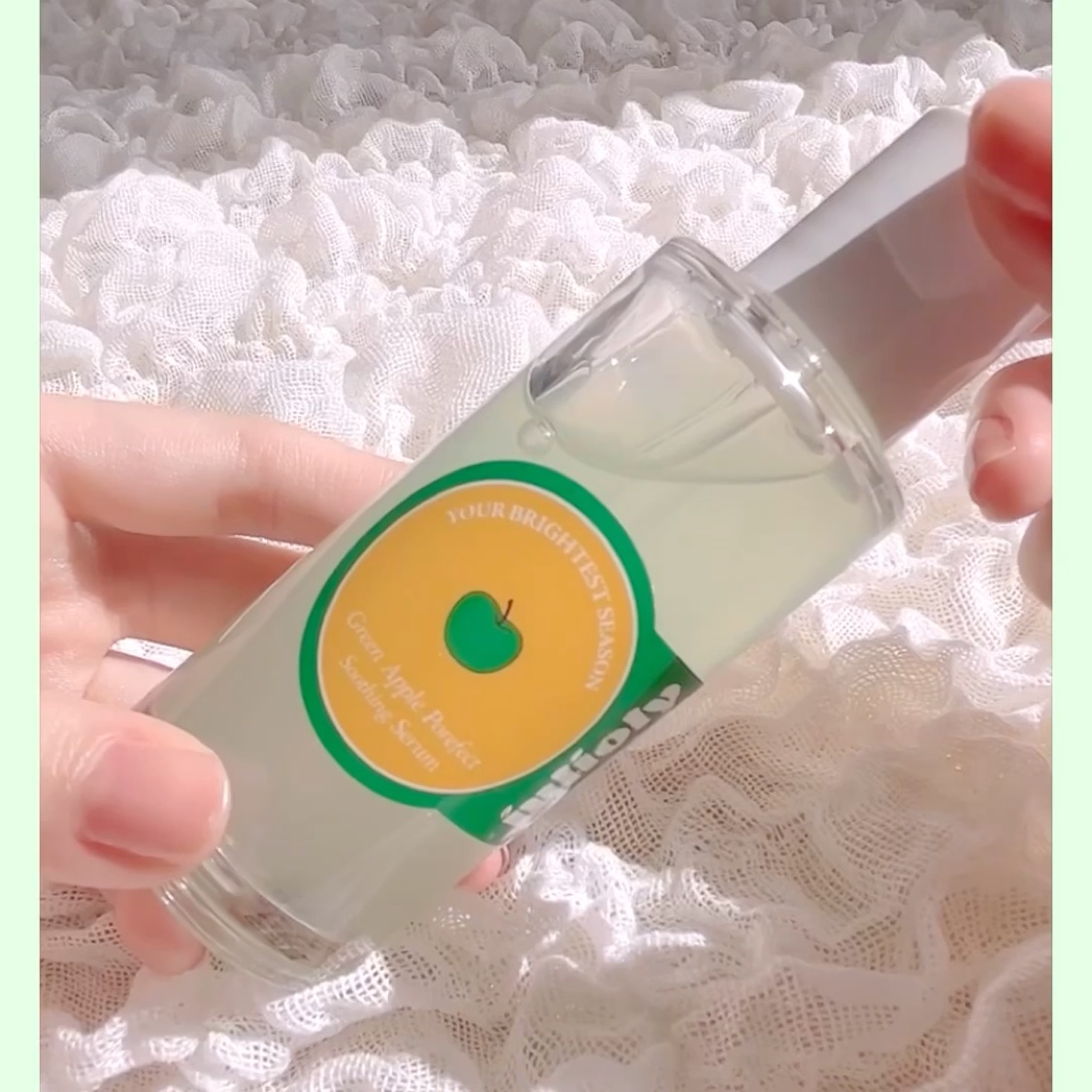 青リンゴ毛穴ケアセラム/Julioly/美容液を使ったクチコミ（3枚目）