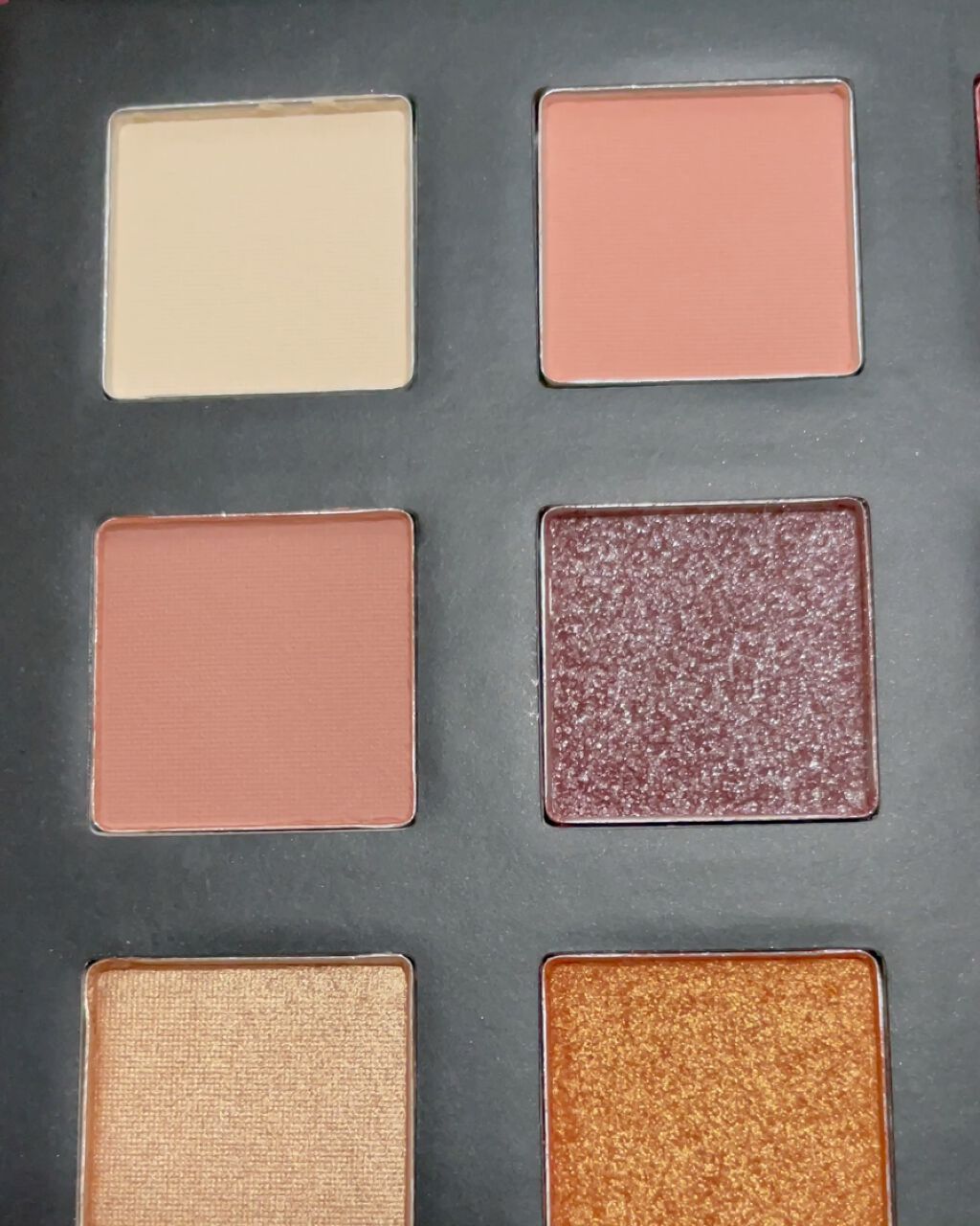 HEXZEスターライトファントム１２アイシャドウ０１/HEXZE（ヘックスゼ）/アイシャドウパレットの動画クチコミ1つ目