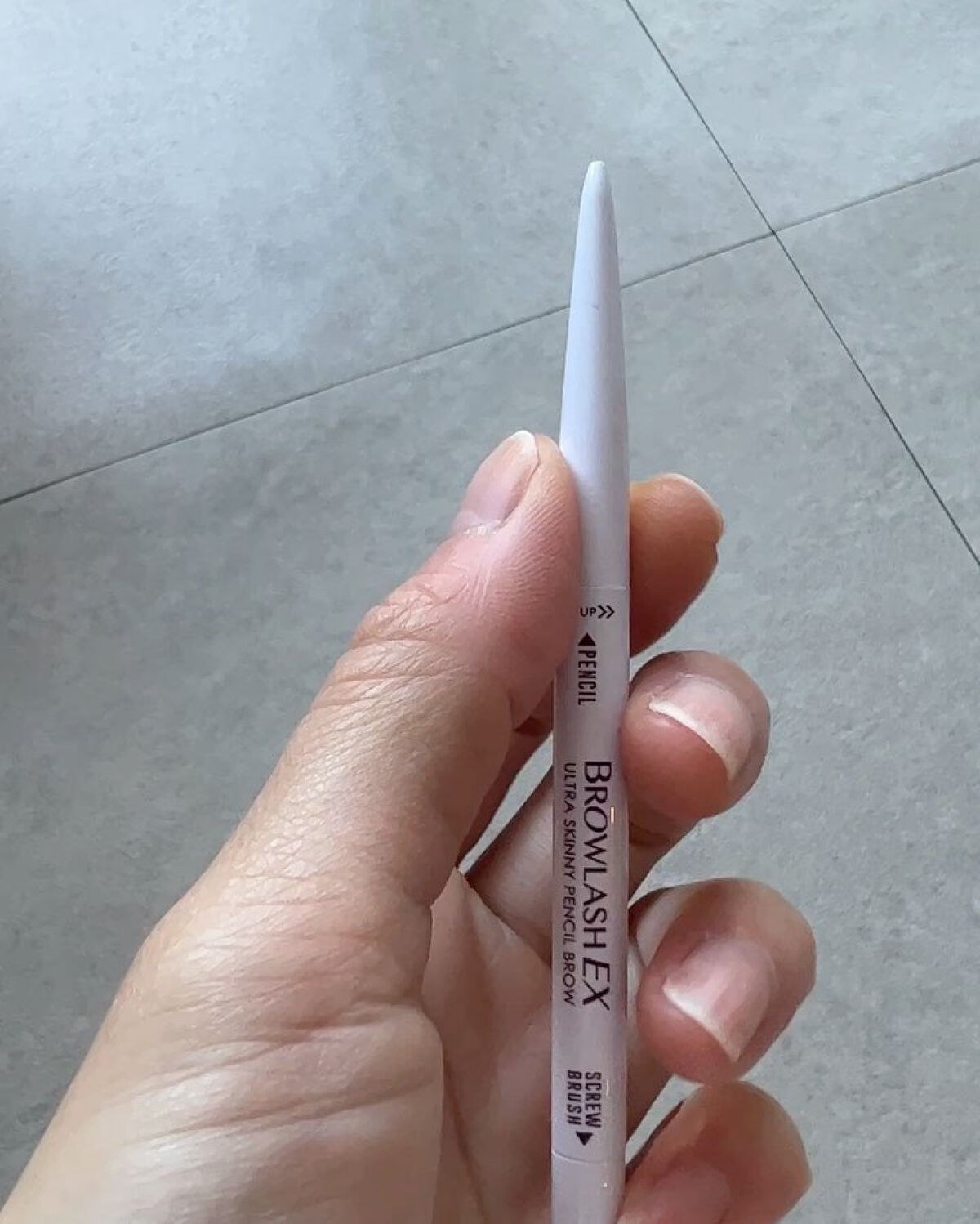 ブロウラッシュEX　ウルトラスキニーペンシルブロウ N/ブロウラッシュ/アイブロウペンシルの動画クチコミ2つ目