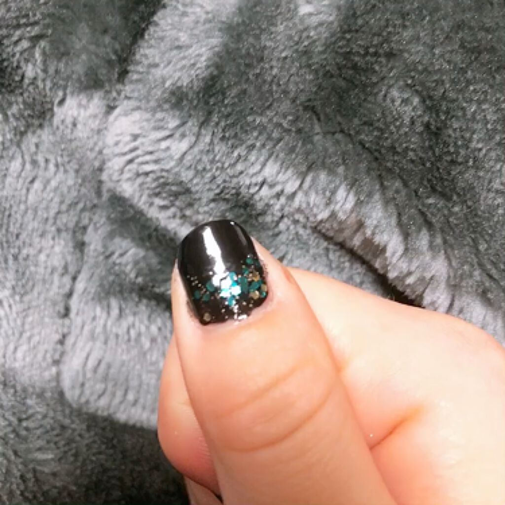 gene TOKYO ネイル/DAISO/マニキュアの動画クチコミ4つ目