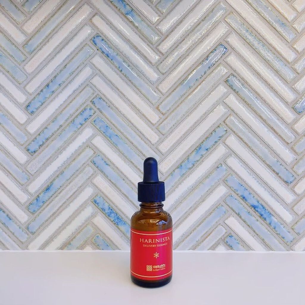 明色 ハリニスタ デリバリー エッセンス/桃谷順天館/美容液を使ったクチコミ（2枚目）