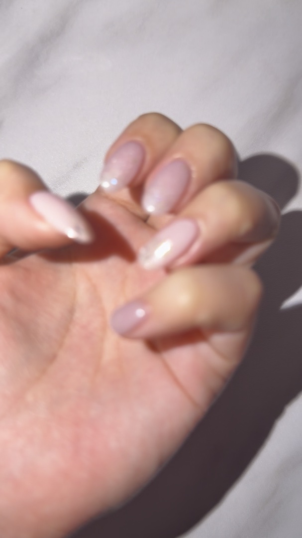 NEW NAIL💅★*

動画verです。

人差し指、中指、小指は
マグネットネイルです。

ベースはパラジェルです。


#ネイル #ネイルデザイン #パラジェル #ジェルネイル #ジェルネイルデザイン #最旬ちゅるんネイル 