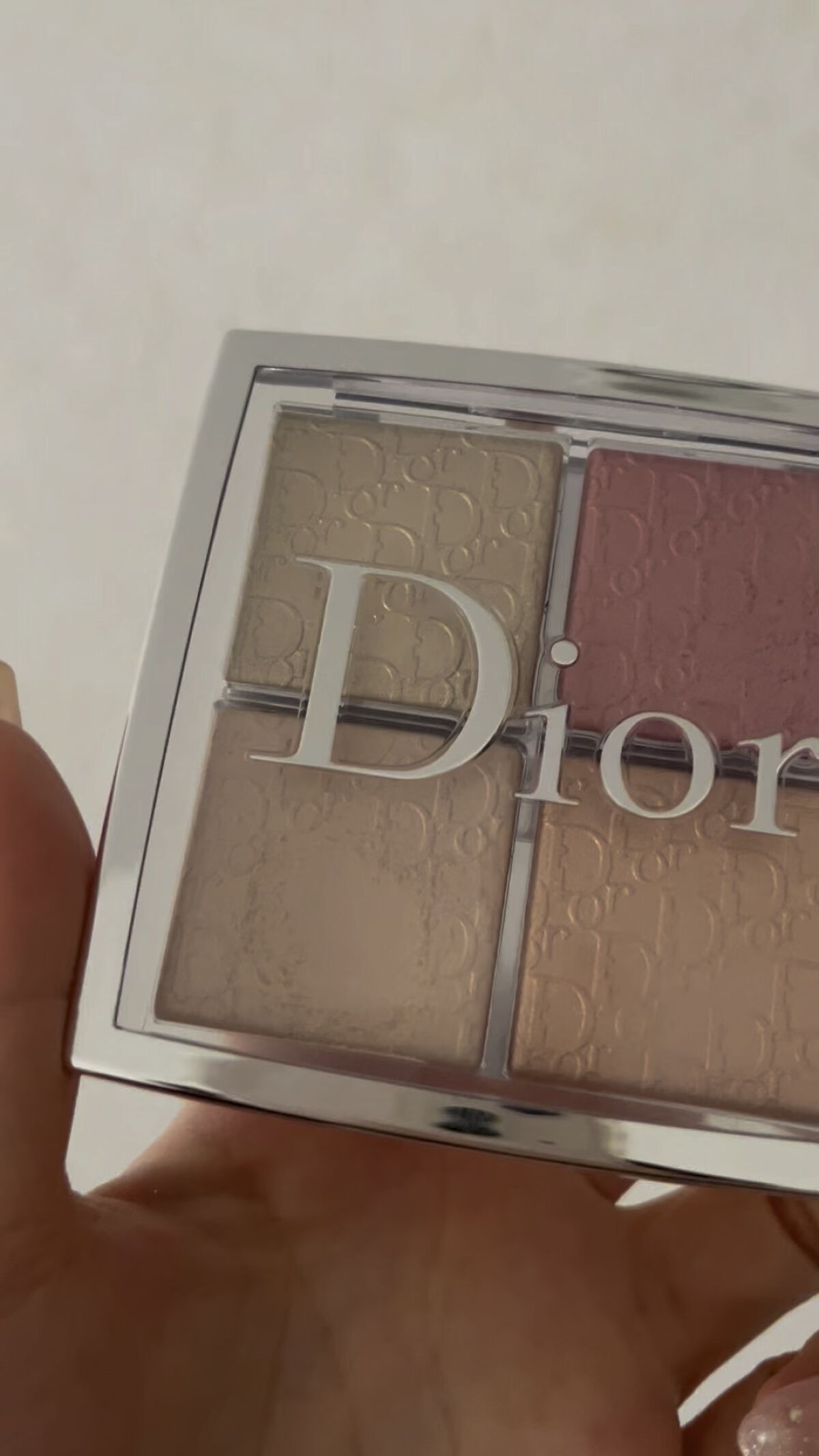 ディオール バックステージ フェイス グロウ パレット/Dior/ハイライトを使ったクチコミ（1枚目）