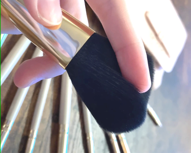 化粧ブラシセット/amoore/メイクブラシの動画クチコミ1つ目