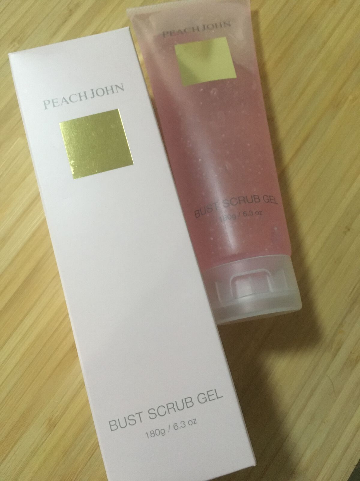 バストスクラブジェル/PEACH JOHN/バストケア・ヒップケアを使ったクチコミ（1枚目）