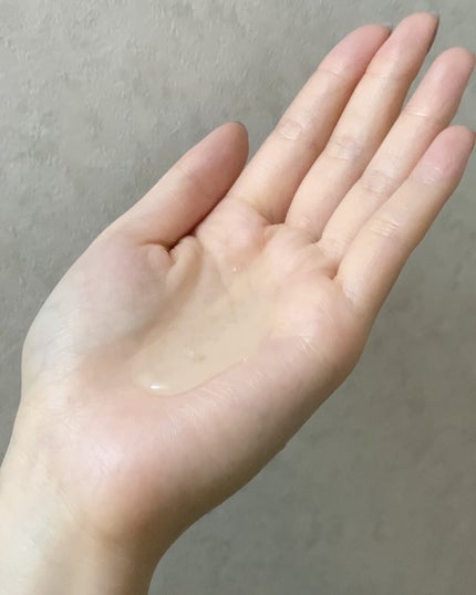 Off&Relax OR スパ・シャンプー/ヘアトリートメント シルキーナイトリペアのクチコミ「
普段は美容関係の接客業をしているので
パッと見た第一印象の清潔感を大事にしていて
肌管理もで.....」(2枚目)