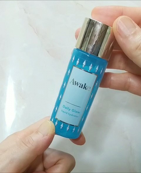 デイリーグロウ リキッドハイドレイター/Awake/化粧水の動画クチコミ1つ目