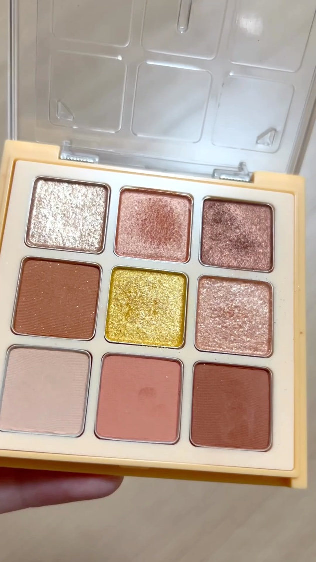 マテリアルカラーパレット/leur charme/アイシャドウパレットを使ったクチコミ（1枚目）