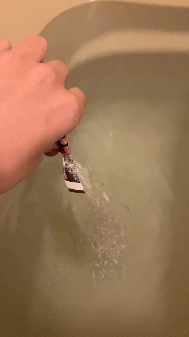 海の贈り物　エプソムソルト　ヴァーベナＳＰＡ/DAISO/無機塩系入浴剤の動画クチコミ2つ目