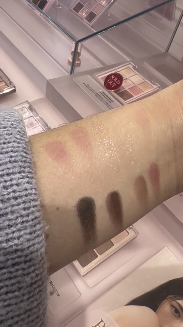 シャドウパレット/dasique/アイシャドウパレットの動画クチコミ1つ目