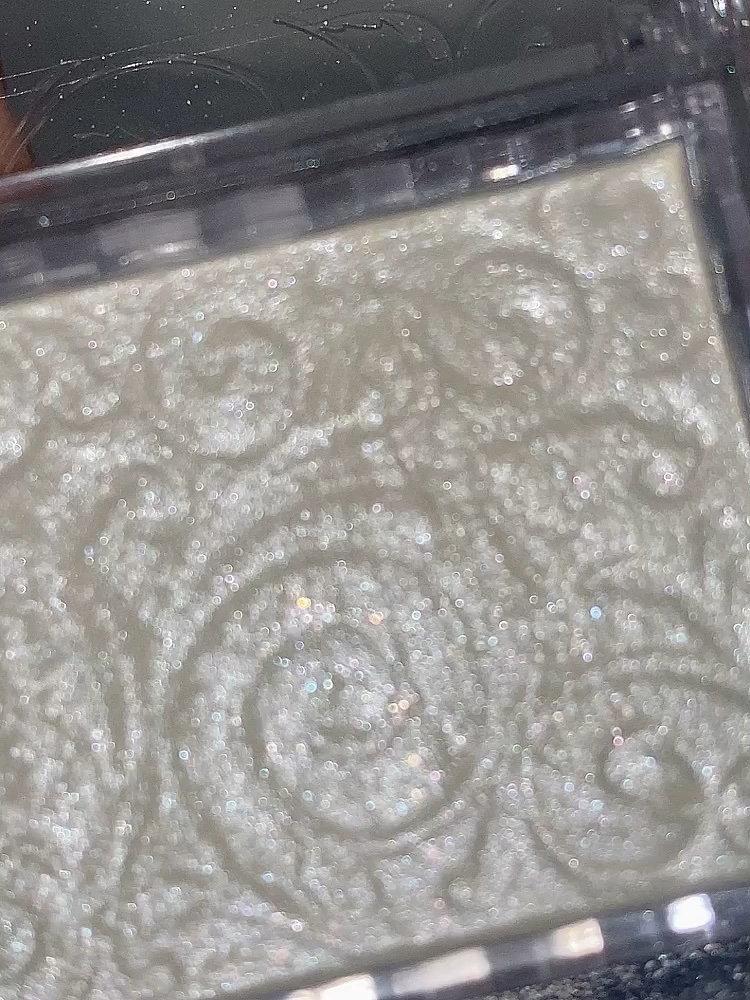 パールグロウハイライト/CEZANNE/パウダーハイライトを使ったクチコミ（1枚目）