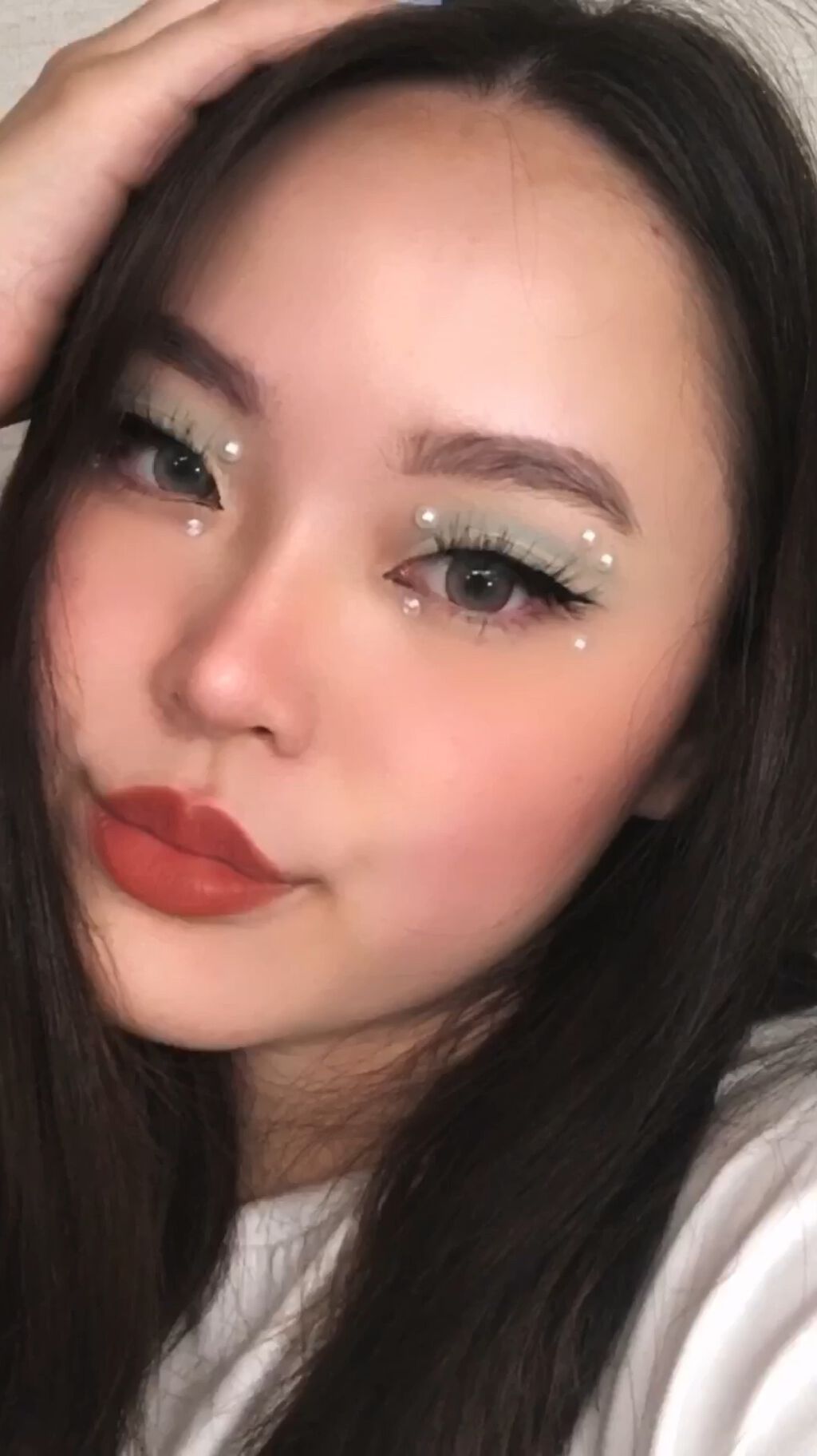 mint to be/ColourPop/アイシャドウパレットの動画クチコミ1つ目