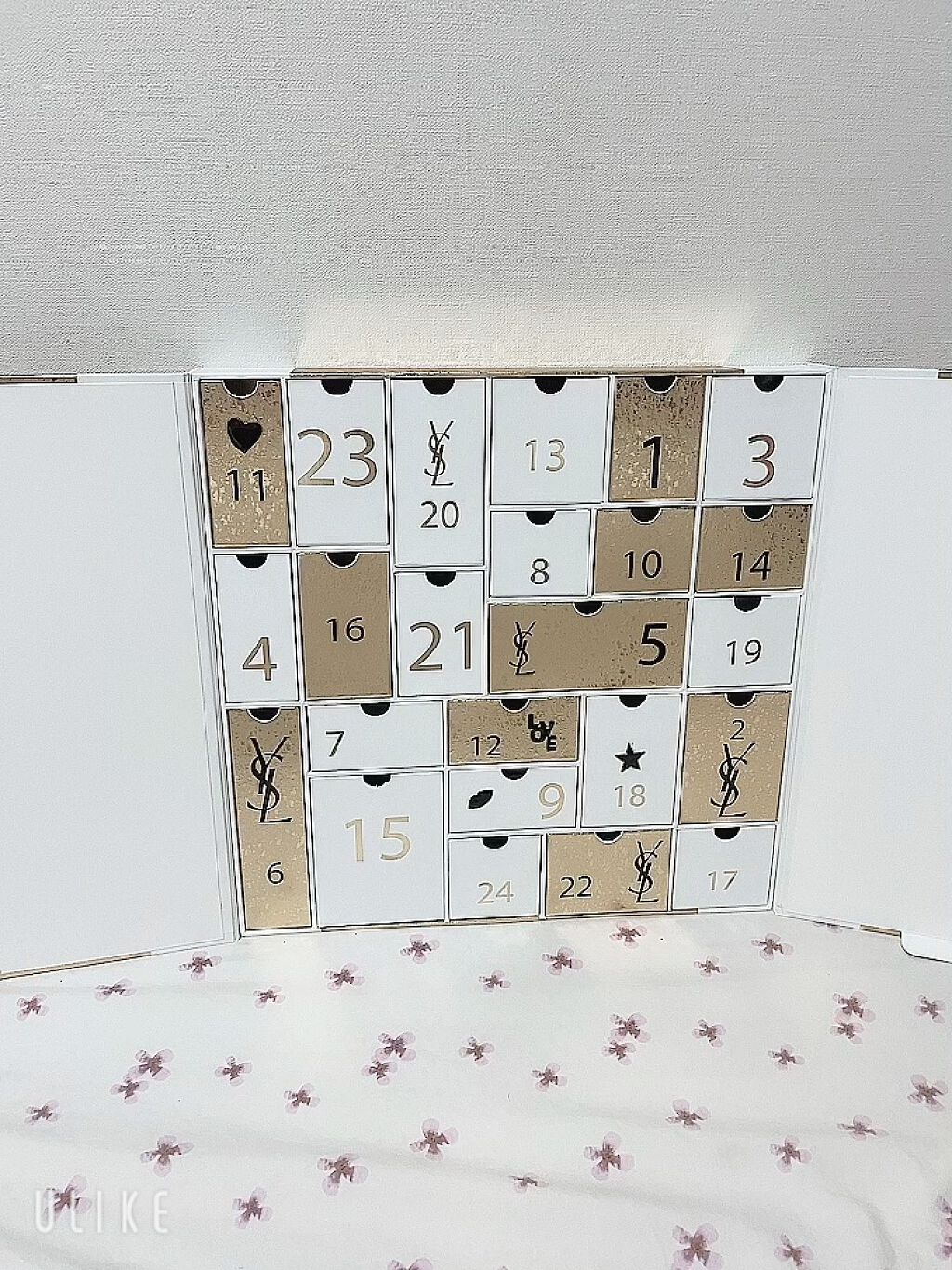 ノエル アドベント カレンダー /YVES SAINT LAURENT BEAUTE/メイクアップキットを使ったクチコミ（1枚目）