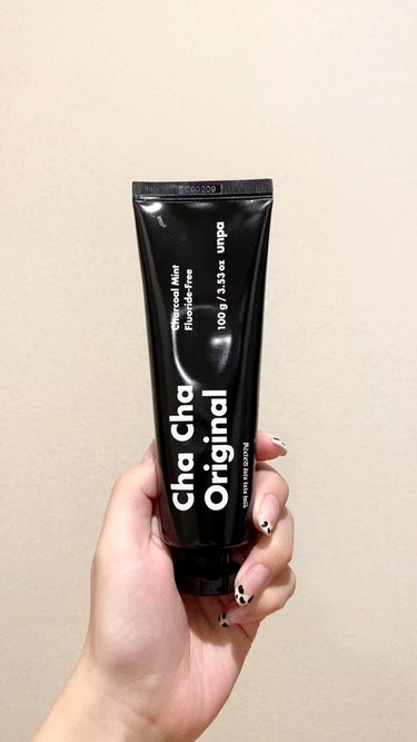 Cha Cha Charcoal Black Toothpaste/unpa/歯磨き粉の動画クチコミ2つ目