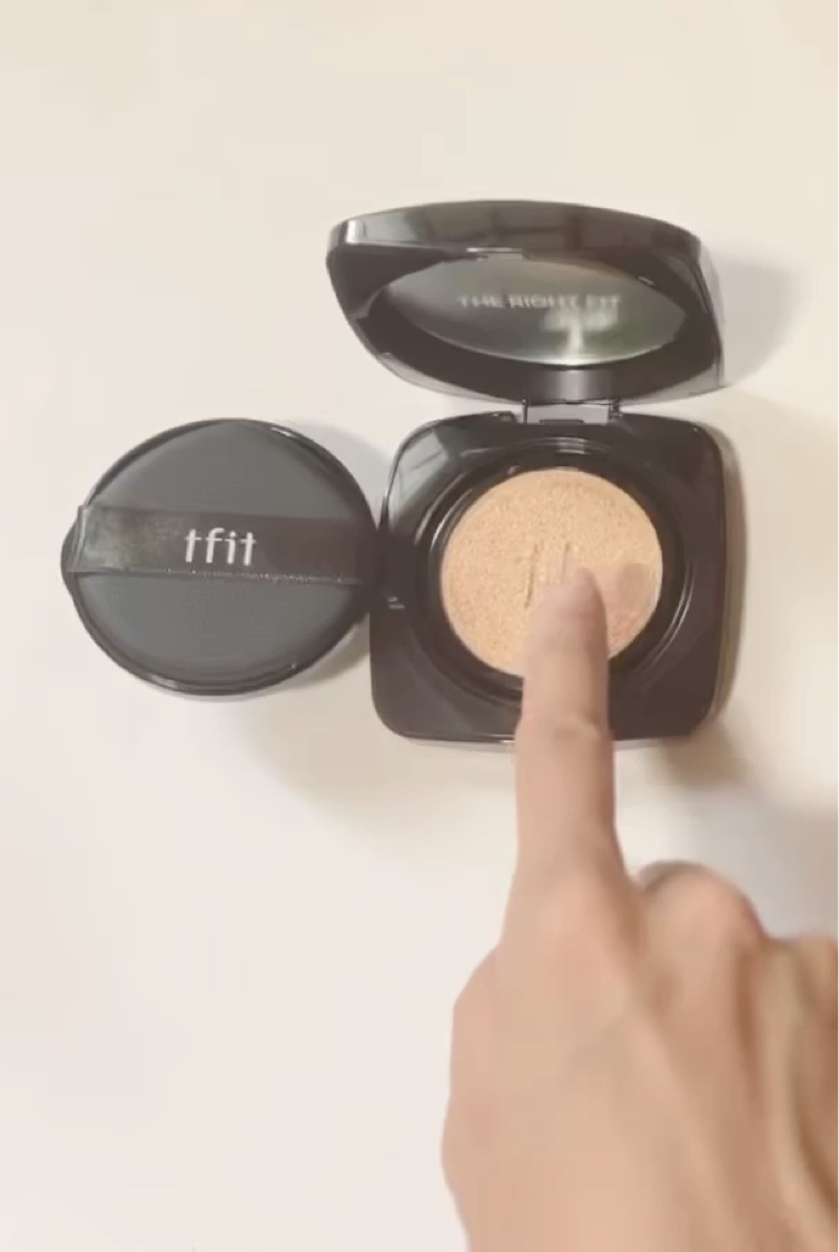 レイヤリングフィット グロークッションEX/TFIT/クッションファンデーションを使ったクチコミ（3枚目）