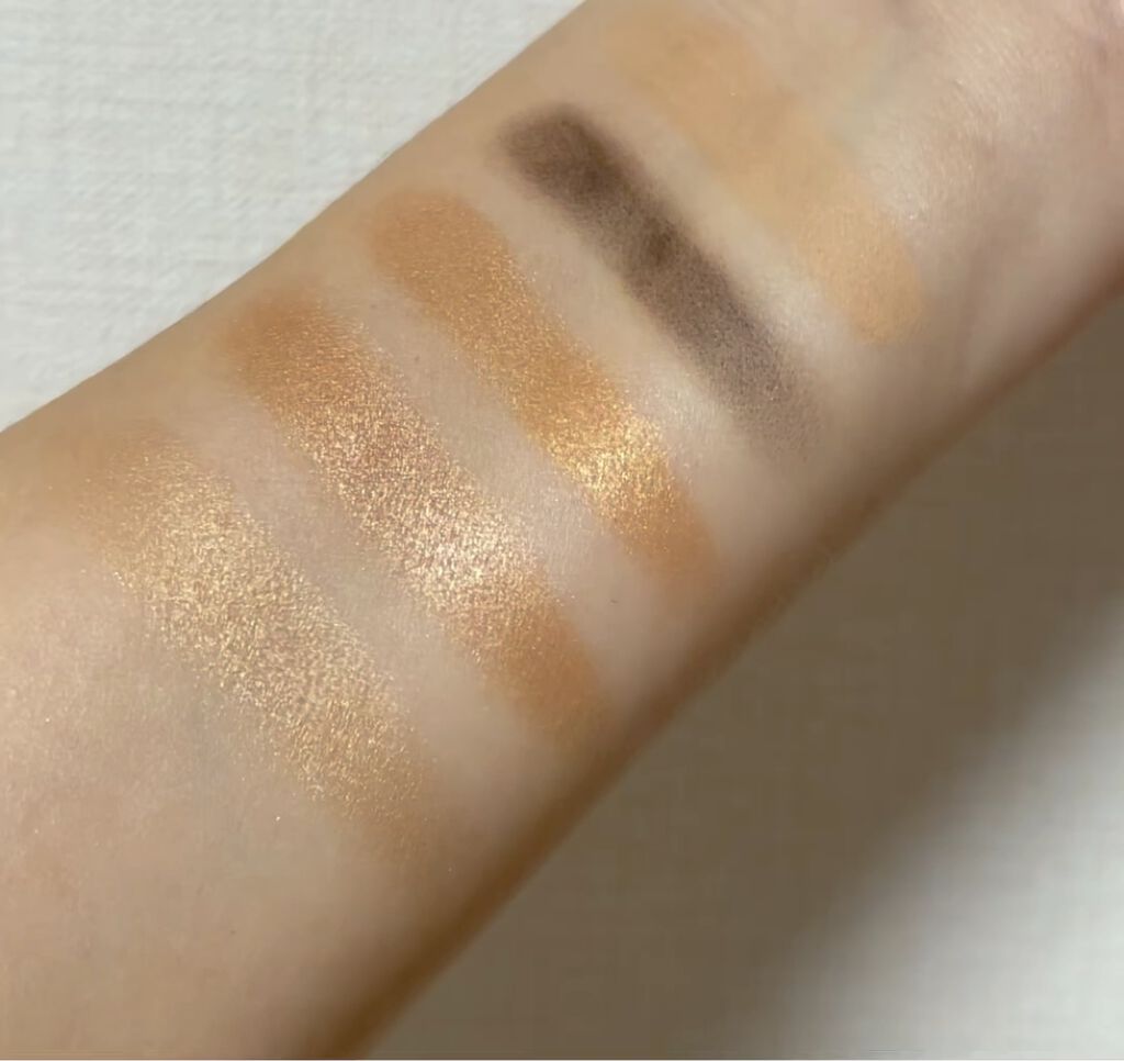 エッセンシャル マルチカラー アイシャドウパレット/BOBBI BROWN/アイシャドウパレットの動画クチコミ4つ目