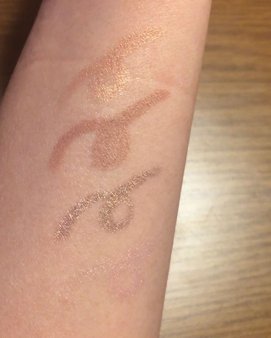 グランド オーバーチュア ミニ キャビアスティック カルテット/ローラ メルシエ/メイクアップキットの動画クチコミ1つ目