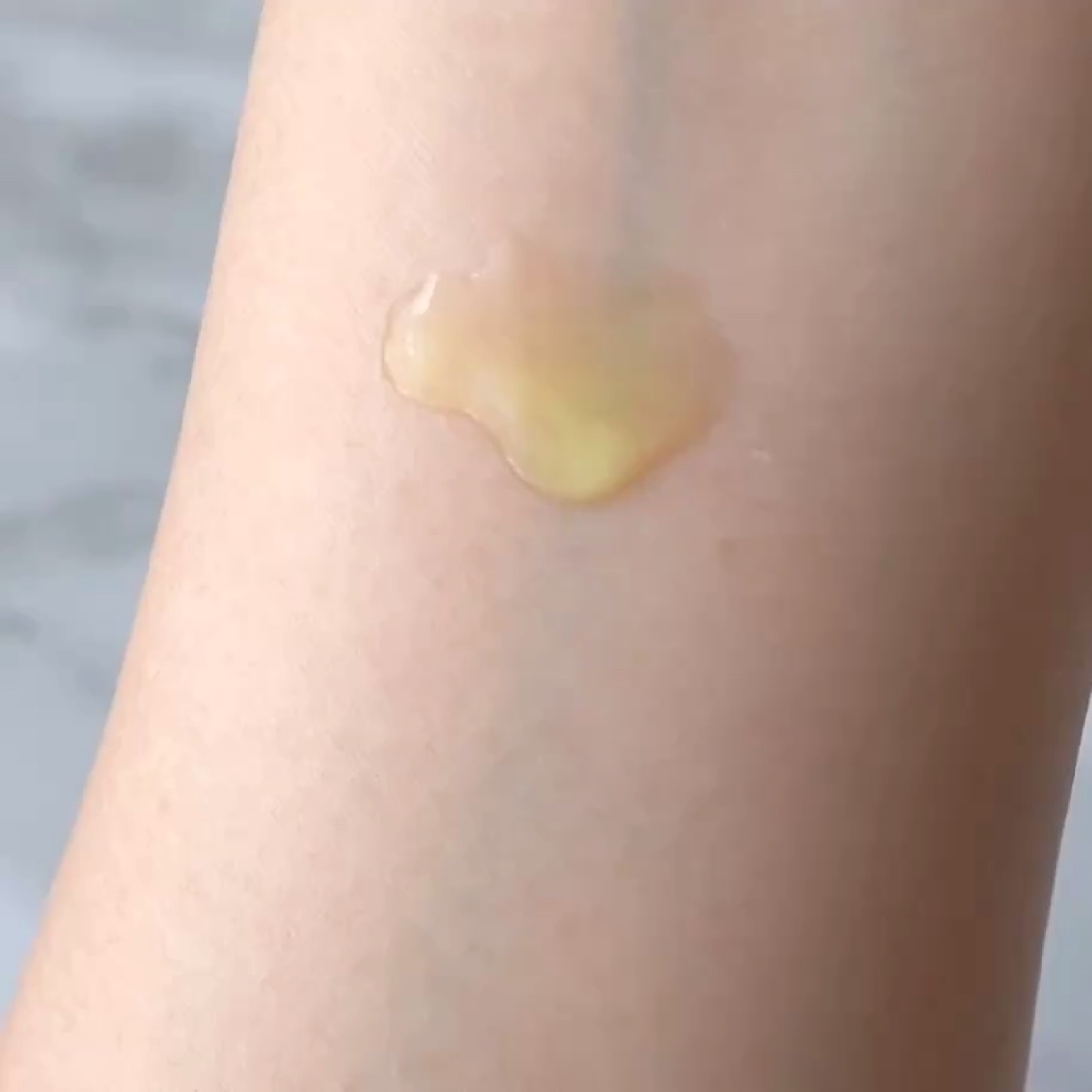 潤静 美容液 /MuKu/美容液の動画クチコミ2つ目