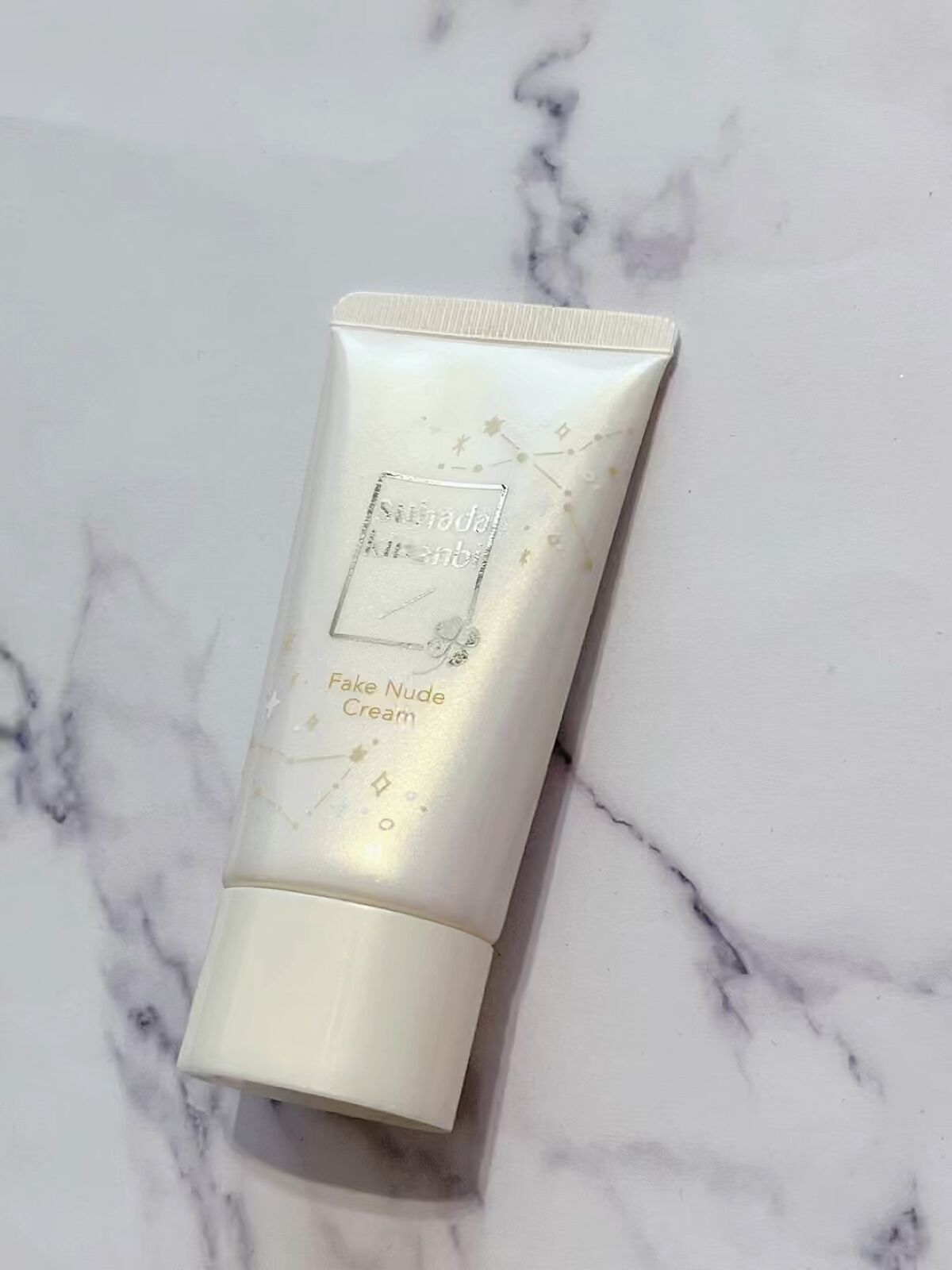 薬用美白 フェイクヌードクリーム ホワイトティーの香り/素肌記念日/化粧下地の動画クチコミ3つ目