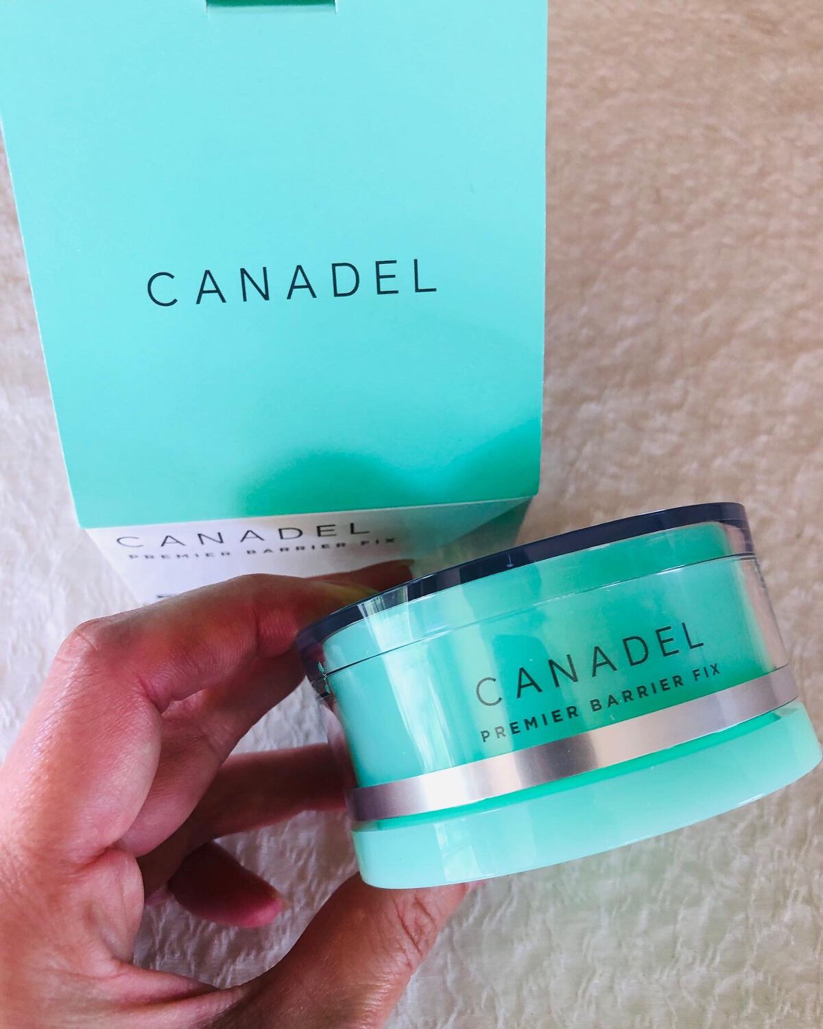 プレミアバリアフィックス /CANADEL/オールインワン化粧品の人気ショート動画