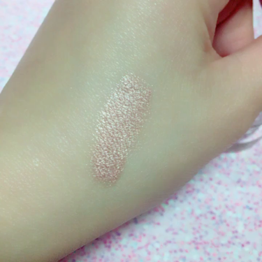 REVLON カラーステイ クリーム アイシャドウのクチコミ「730 プラリネです✨

この色が1番安定の人気のようです。
私も真っ先に選んだのはこの色😍
.....」（2枚目）