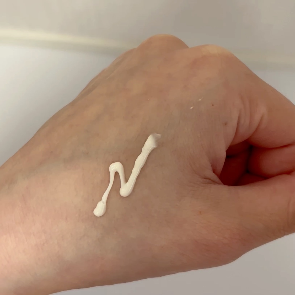 リンクルクロス/RAIZ/美容液の動画クチコミ2つ目